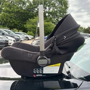 Nuna Pipa Lite Car seat
